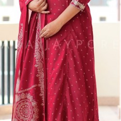 Elevate your ethnic wardrobe with this elegant special suit set 