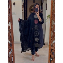 Abstract cotton 3 Piece set for work & casual wear floral on kurta & slit with highlights and beautiful placed dupatta