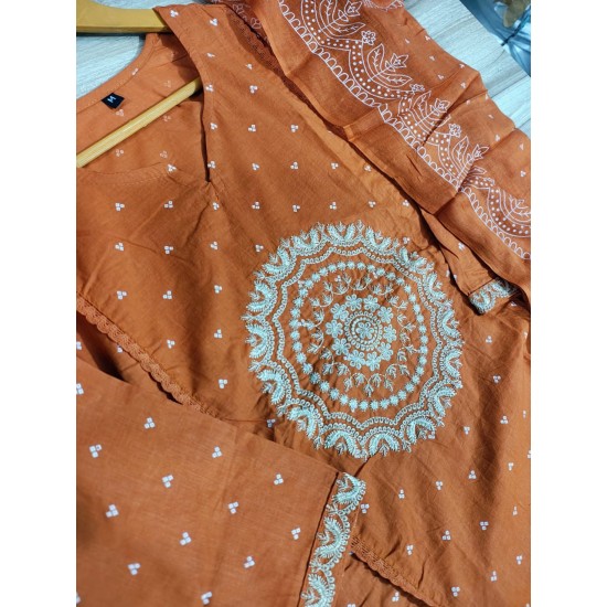 Elevate your ethnic wardrobe with this elegant special suit set 