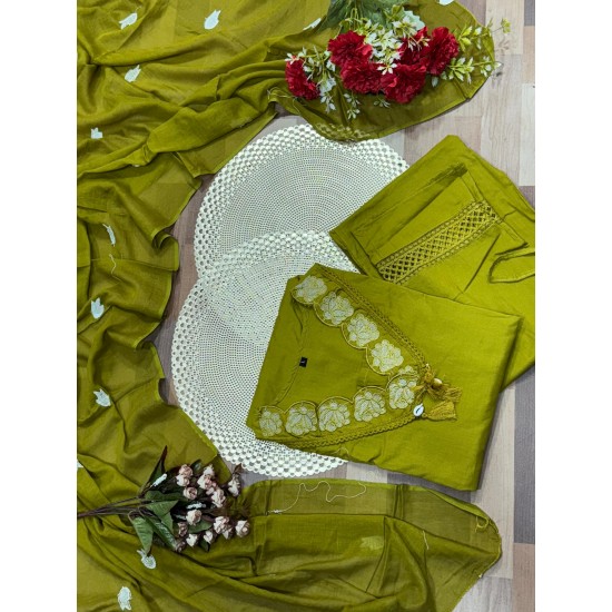 DESIGNER SUIT SET WITH EMBROIDERY WORK AND KODI LATKAN