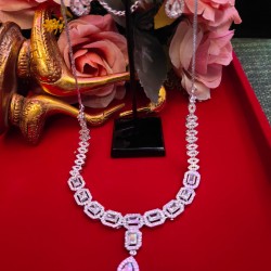 TRENDING AD JEWELLERY SET