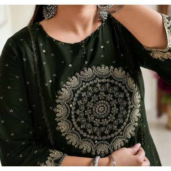 Elevate your ethnic wardrobe with this elegant special suit set Dark Green