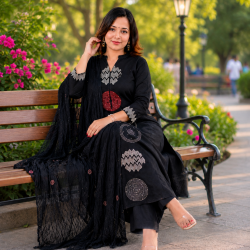 Abstract cotton 3 Piece set for work & casual wear floral on kurta & slit with highlights and beautiful placed dupatta Blue