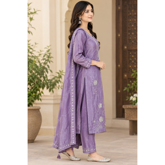 Silk Blend trending fabric heavy design suits with this stunning color Purple