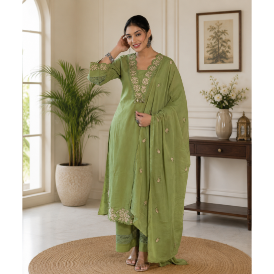 DESIGNER SUIT SET WITH EMBROIDERY WORK AND KODI LATKAN GREEN