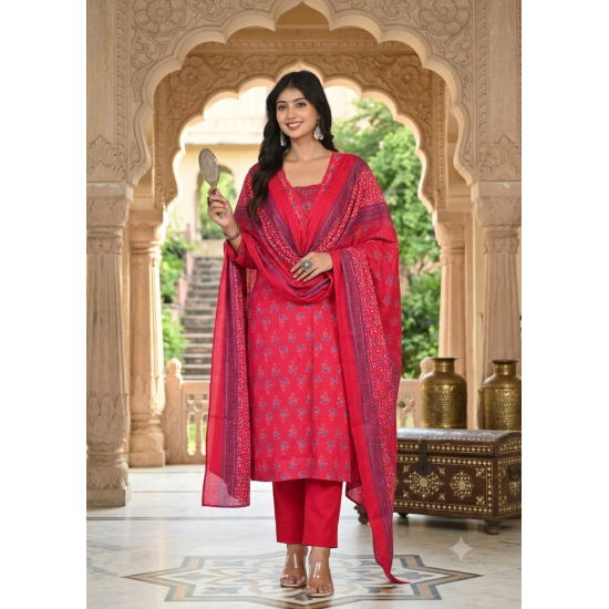 Beautiful party/festive wear kurta set with dupatta Pink