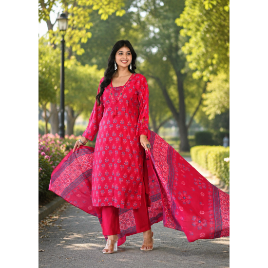 Beautiful party/festive wear kurta set with dupatta Pink