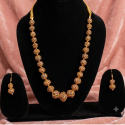 Antique gold-toned Ball necklace with matching filigree drop earrings-Grey