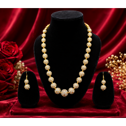 Antique gold-toned Ball necklace with matching filigree drop earrings-White
